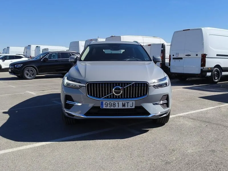 Volvo XC60 2.0 T6 AWD Recharge Core - foto 9