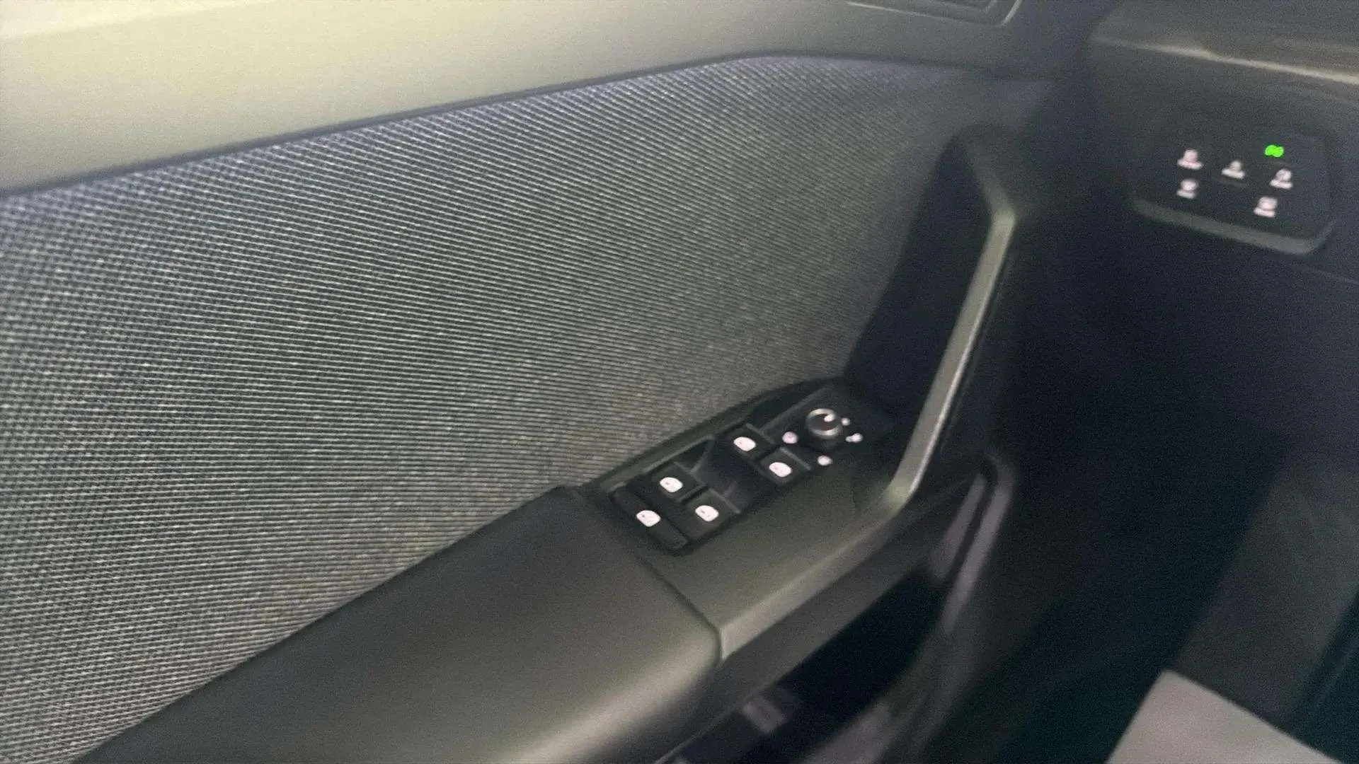SEAT León - foto 18