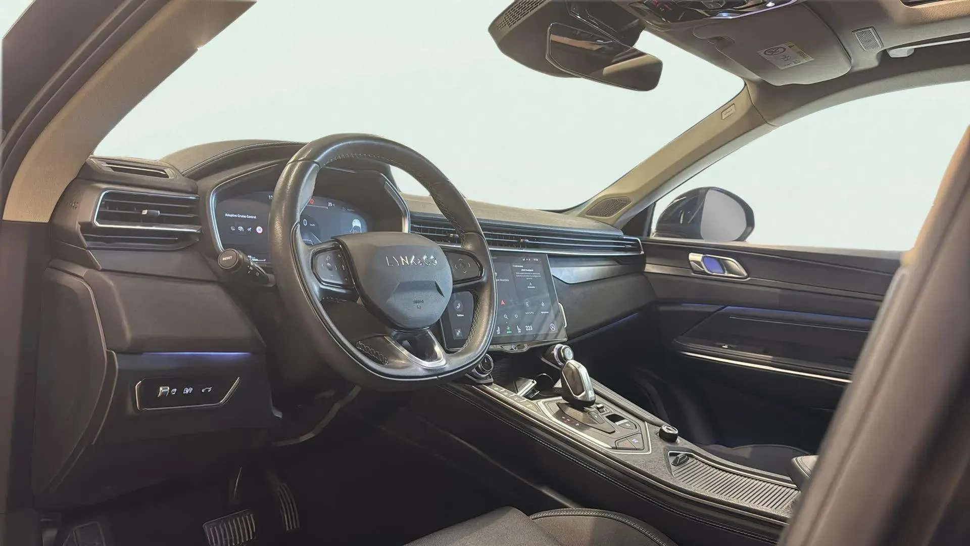 Lynk & Co 01 1.5 PHEV 3. - foto 12