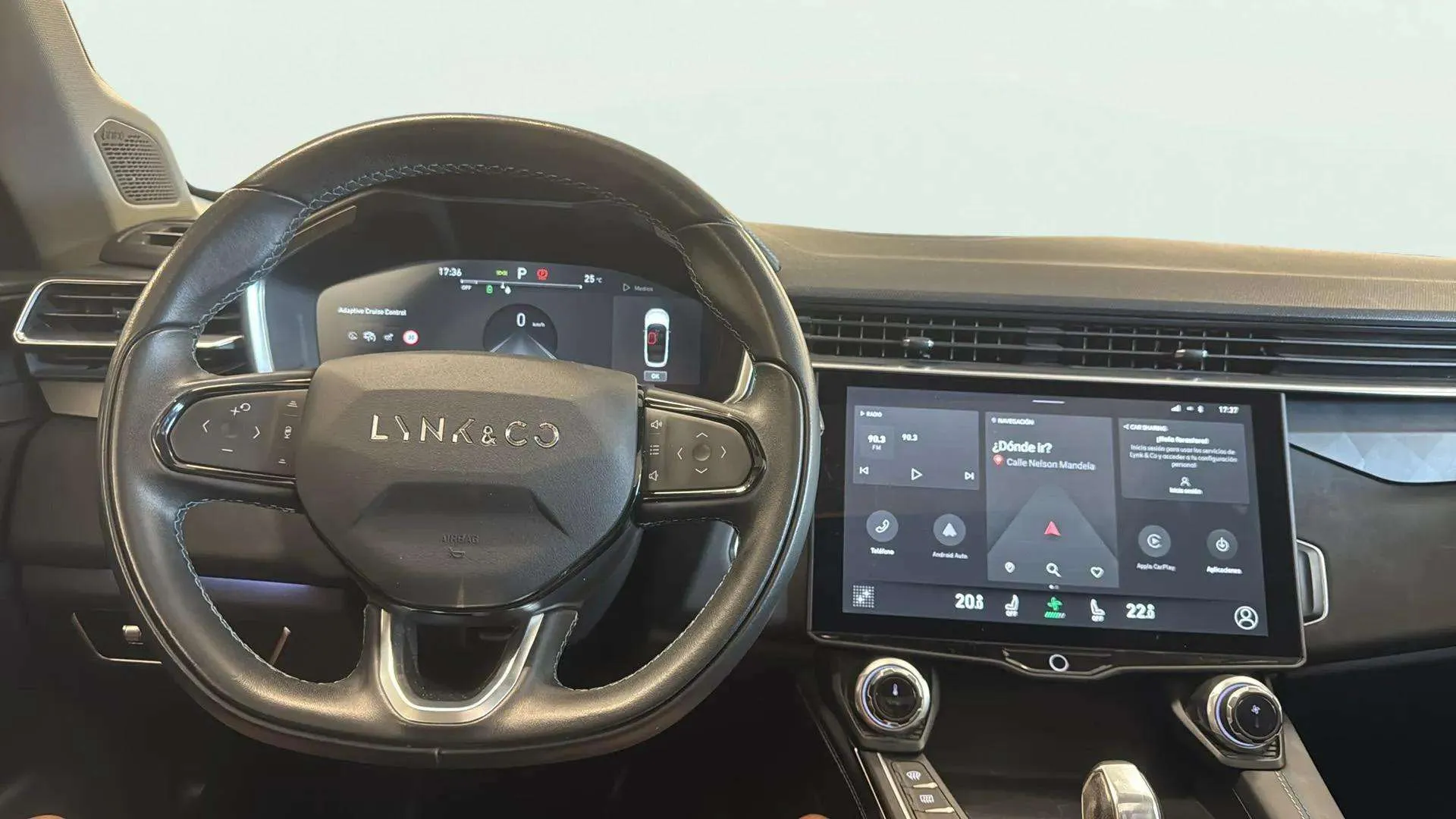 Lynk & Co 01 1.5 PHEV 3. - foto 13