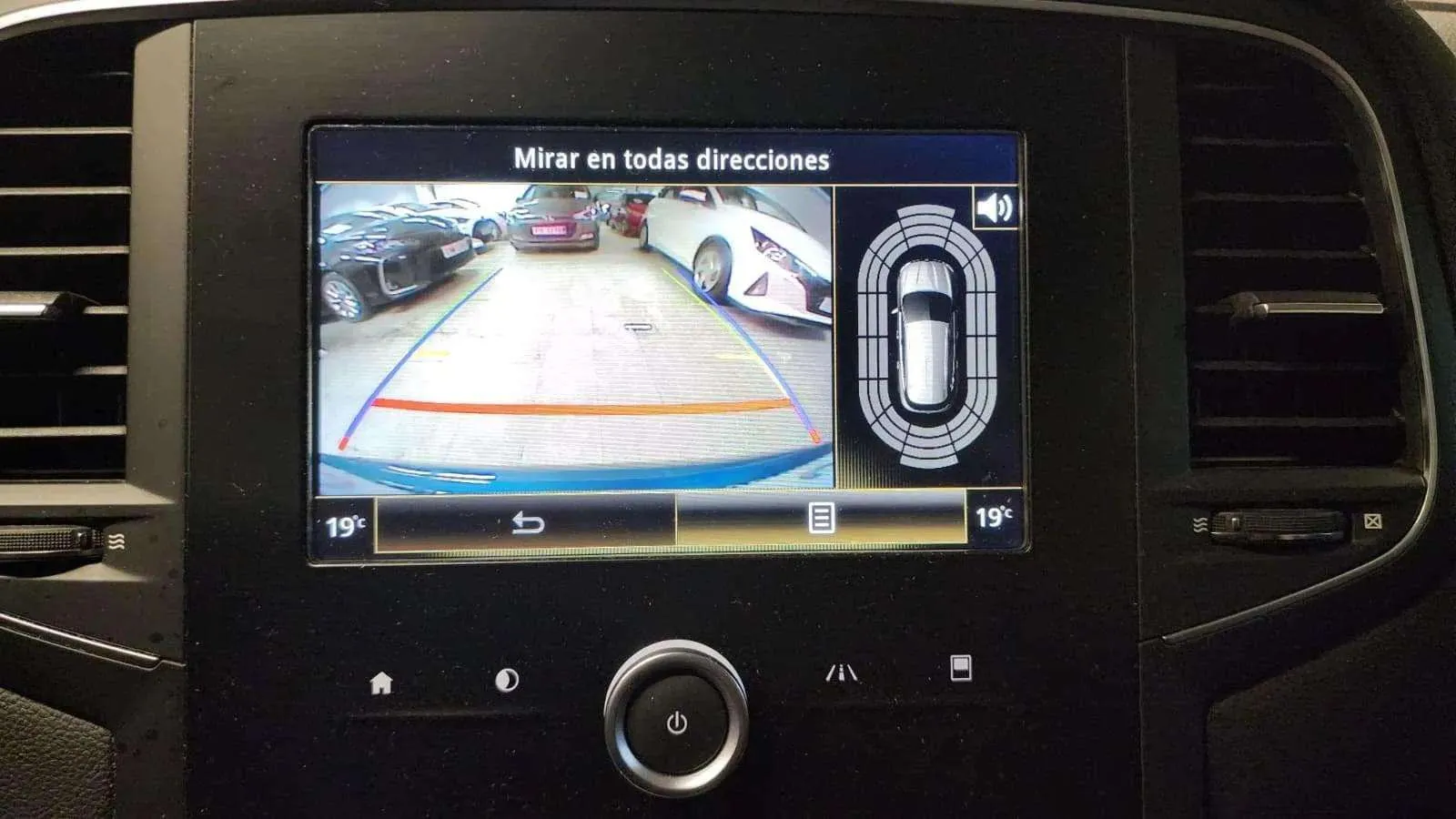 Renault Mégane Sport Tourer Zen Energy TCe 130 EDC - foto 24