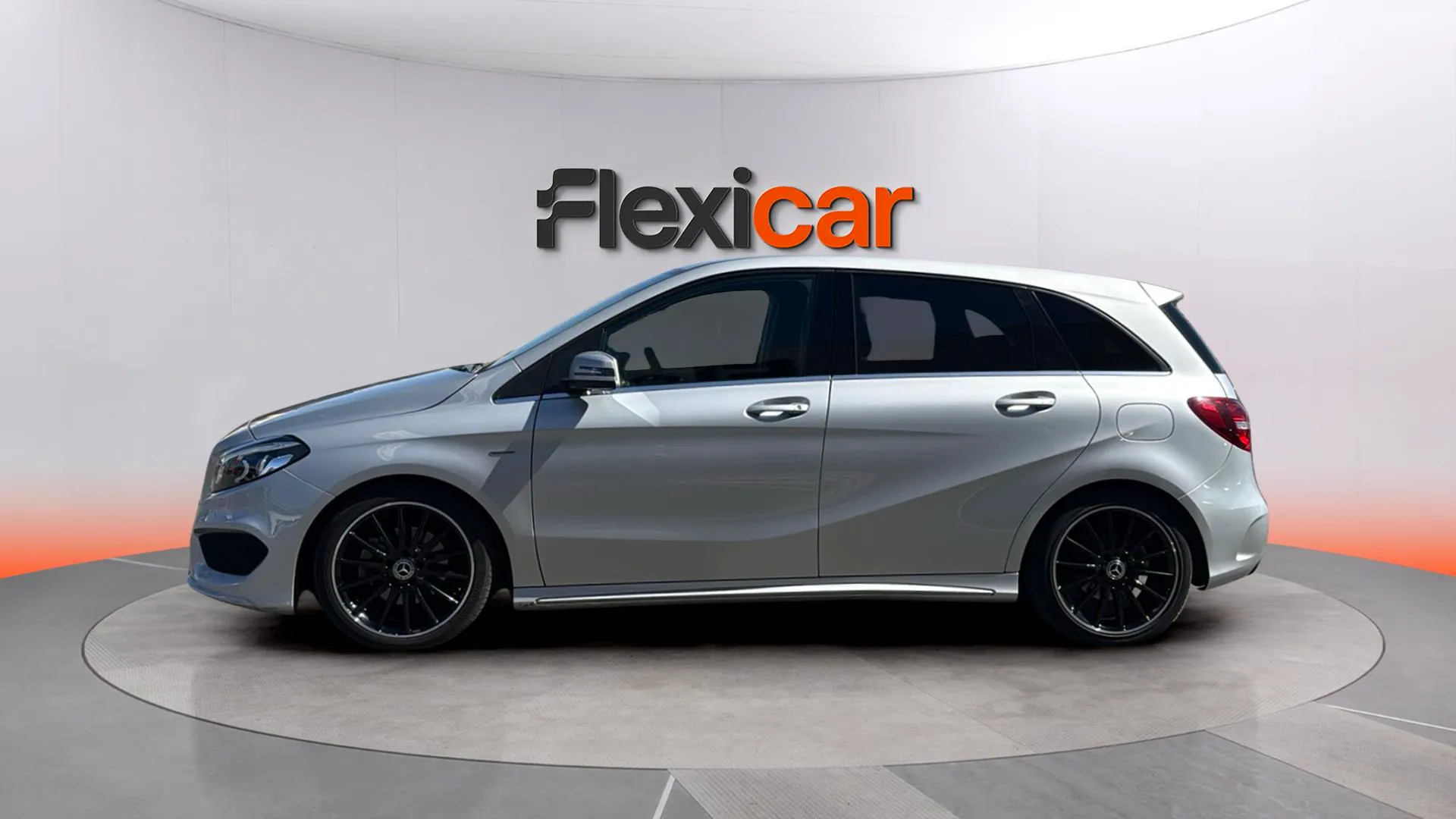 Mercedes-Benz Clase B B 200 d - foto 4