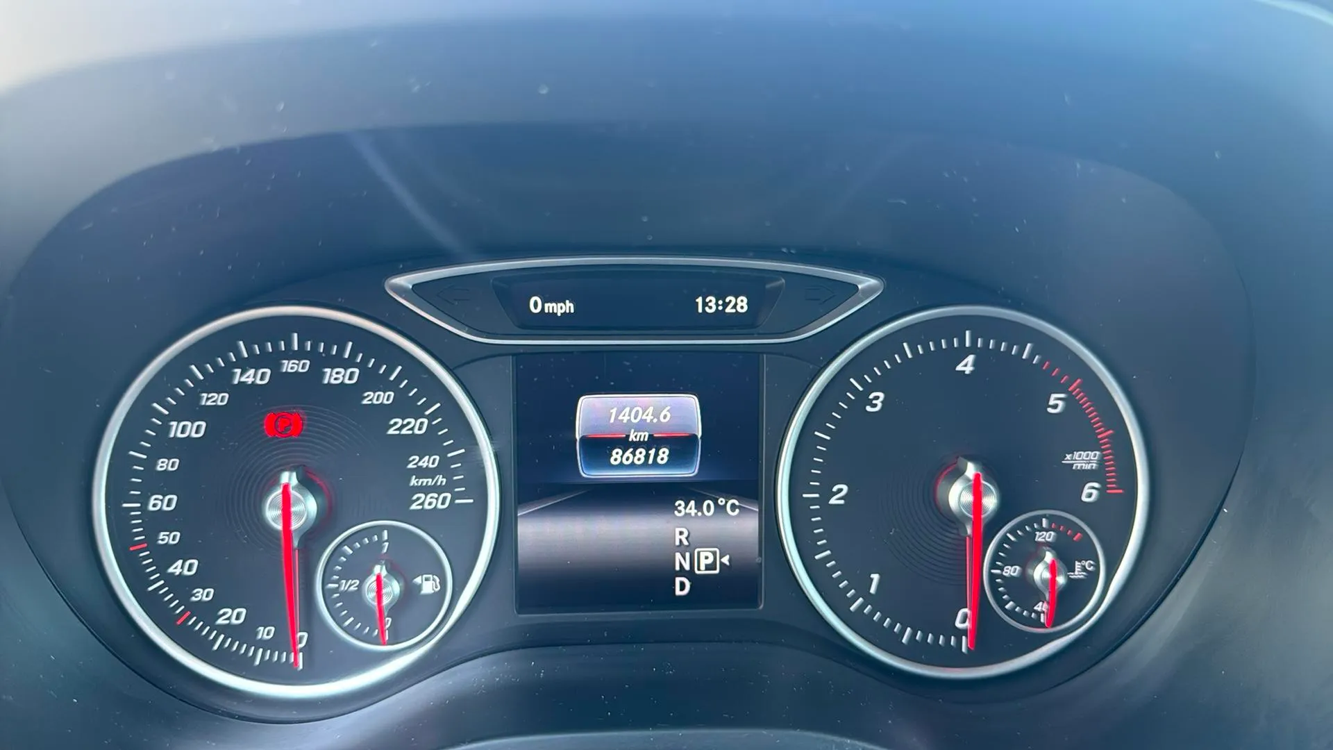 Mercedes-Benz Clase B B 200 d - foto 13
