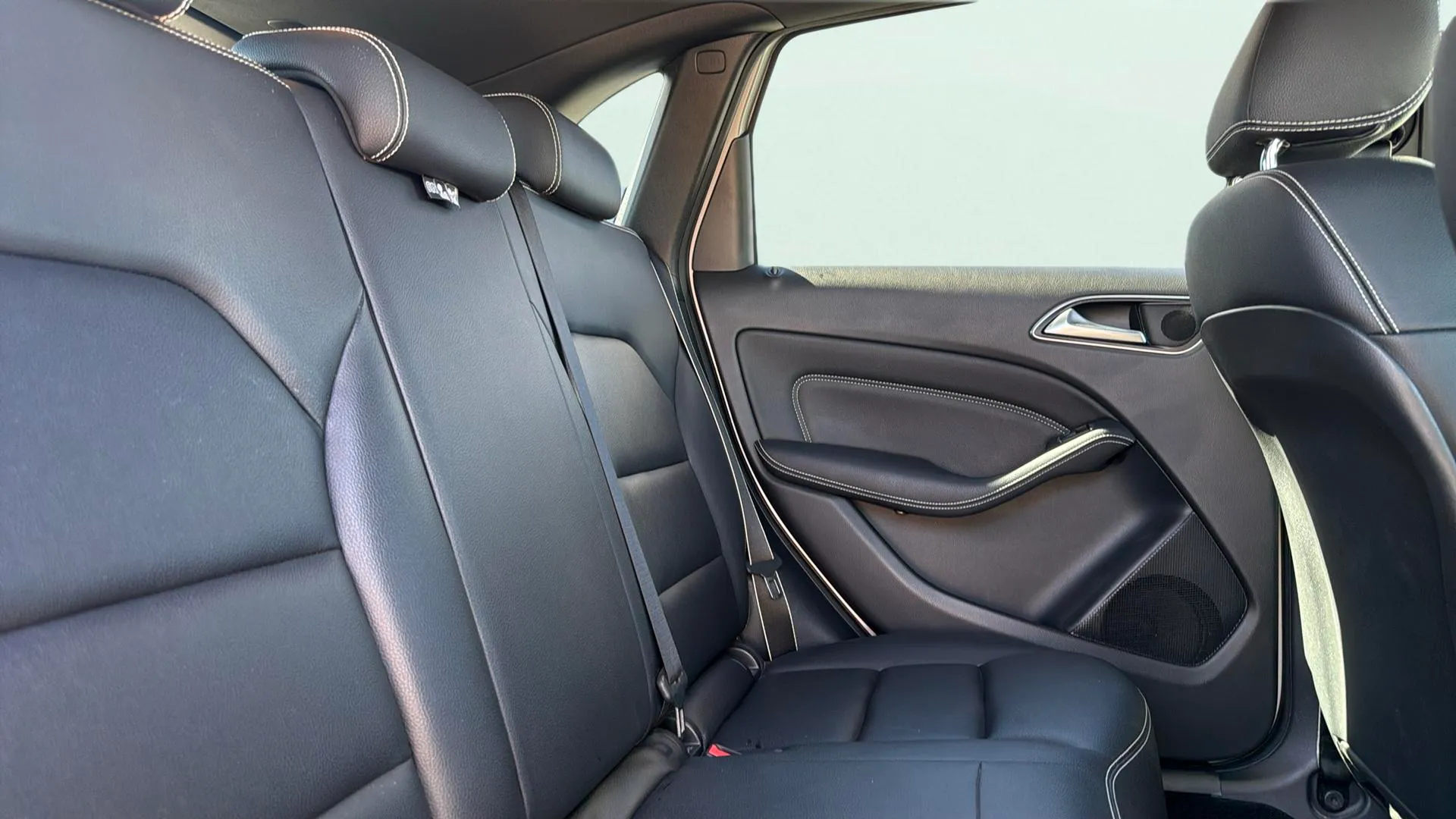 Mercedes-Benz Clase B B 200 d - foto 17