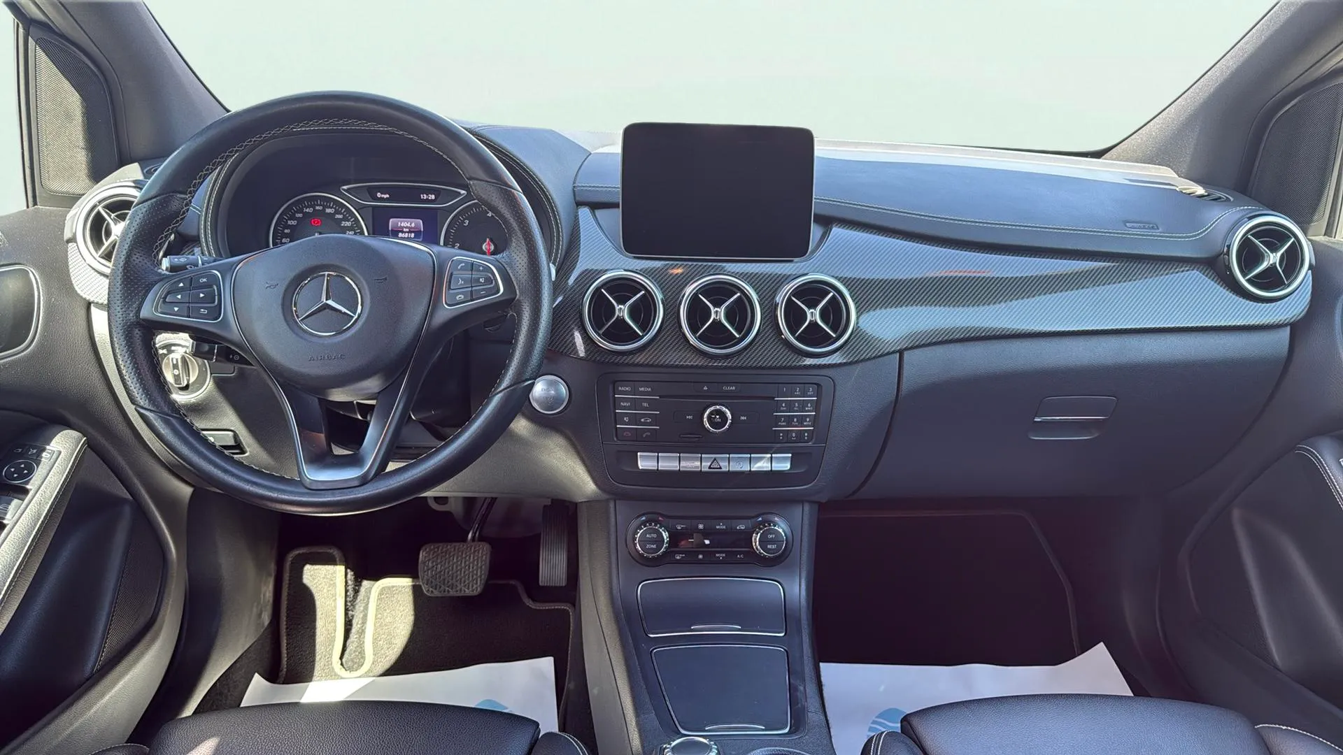 Mercedes-Benz Clase B B 200 d - foto 11