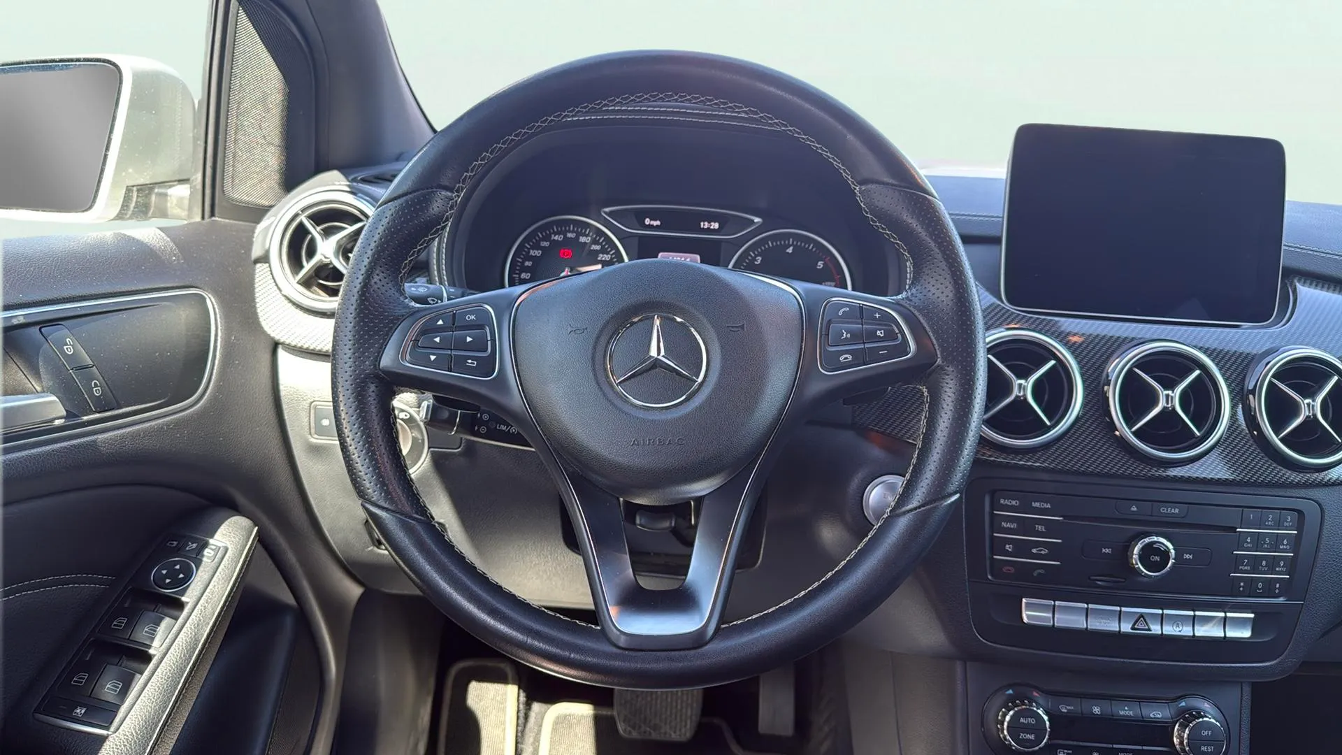 Mercedes-Benz Clase B B 200 d - foto 12