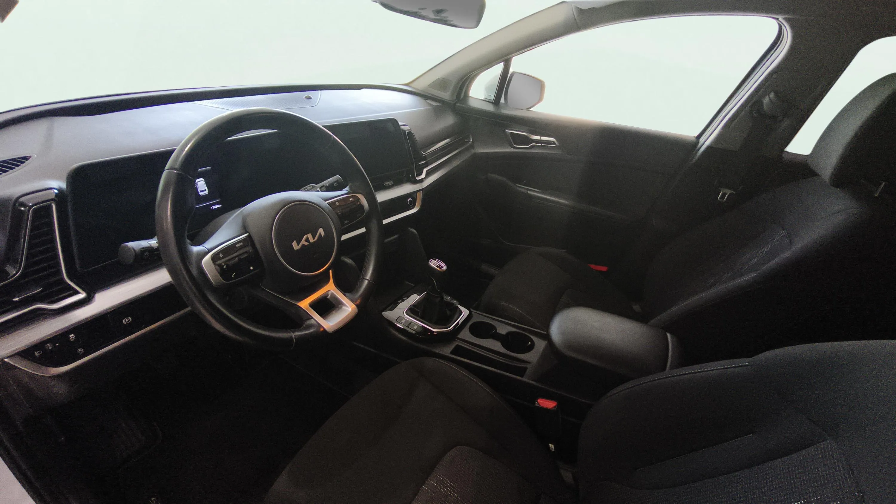 Kia Sportage 1.6 T-GDi Concept 4x2 - foto 6