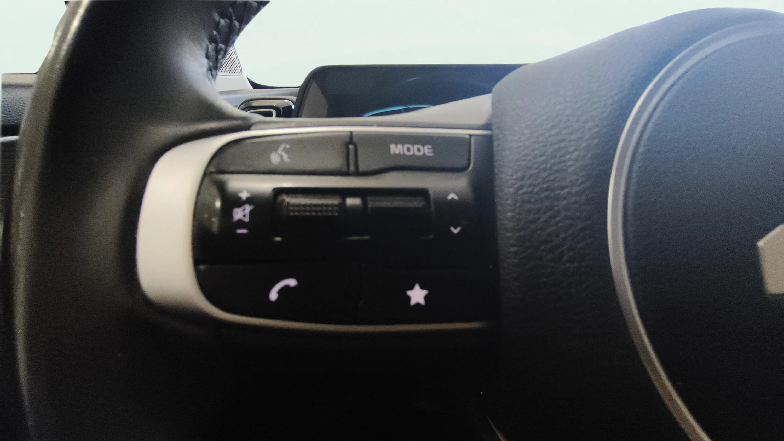 Kia Sportage 1.6 T-GDi Concept 4x2 - foto 14