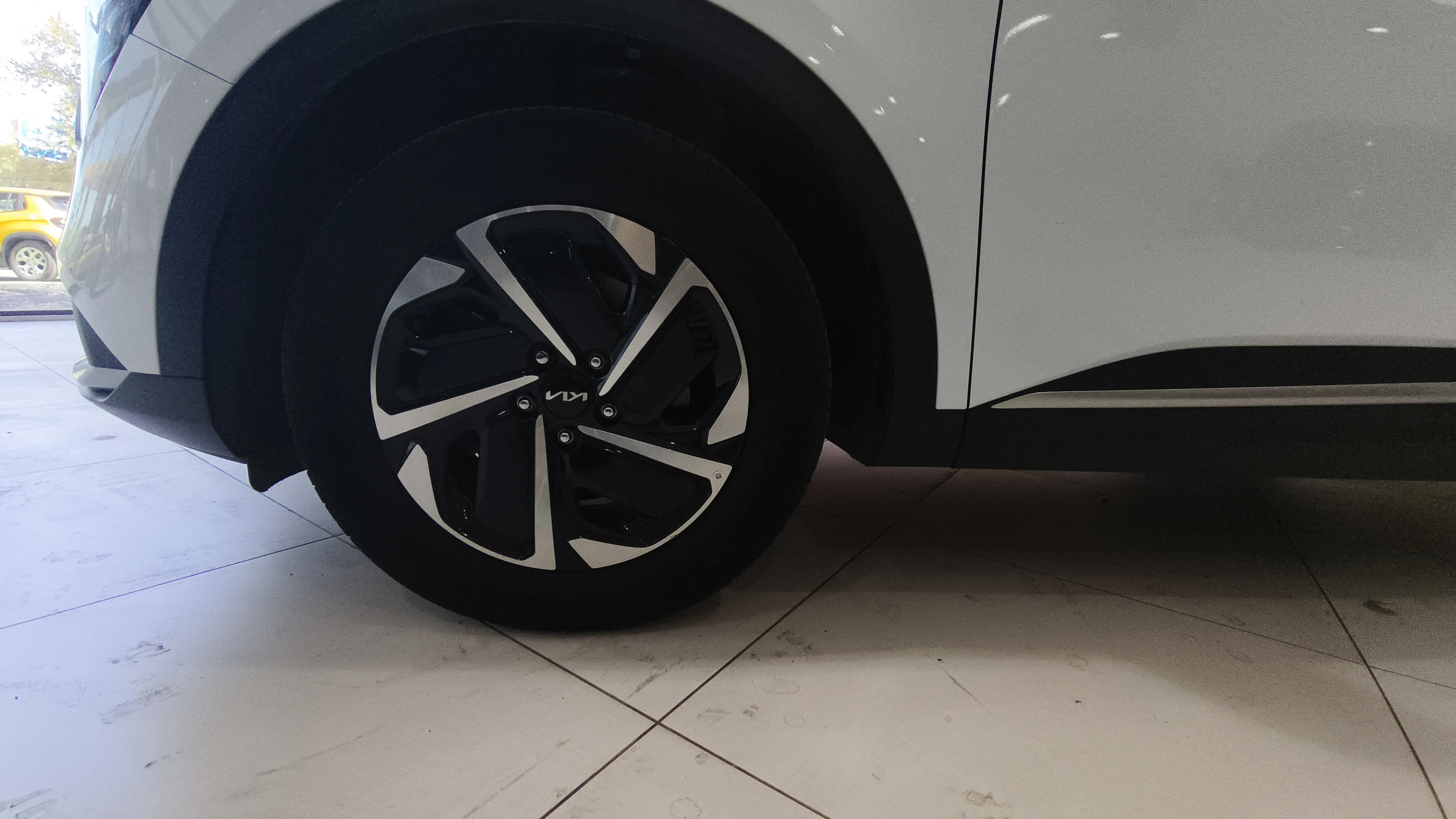 Kia Sportage 1.6 T-GDi Concept 4x2 - foto 18