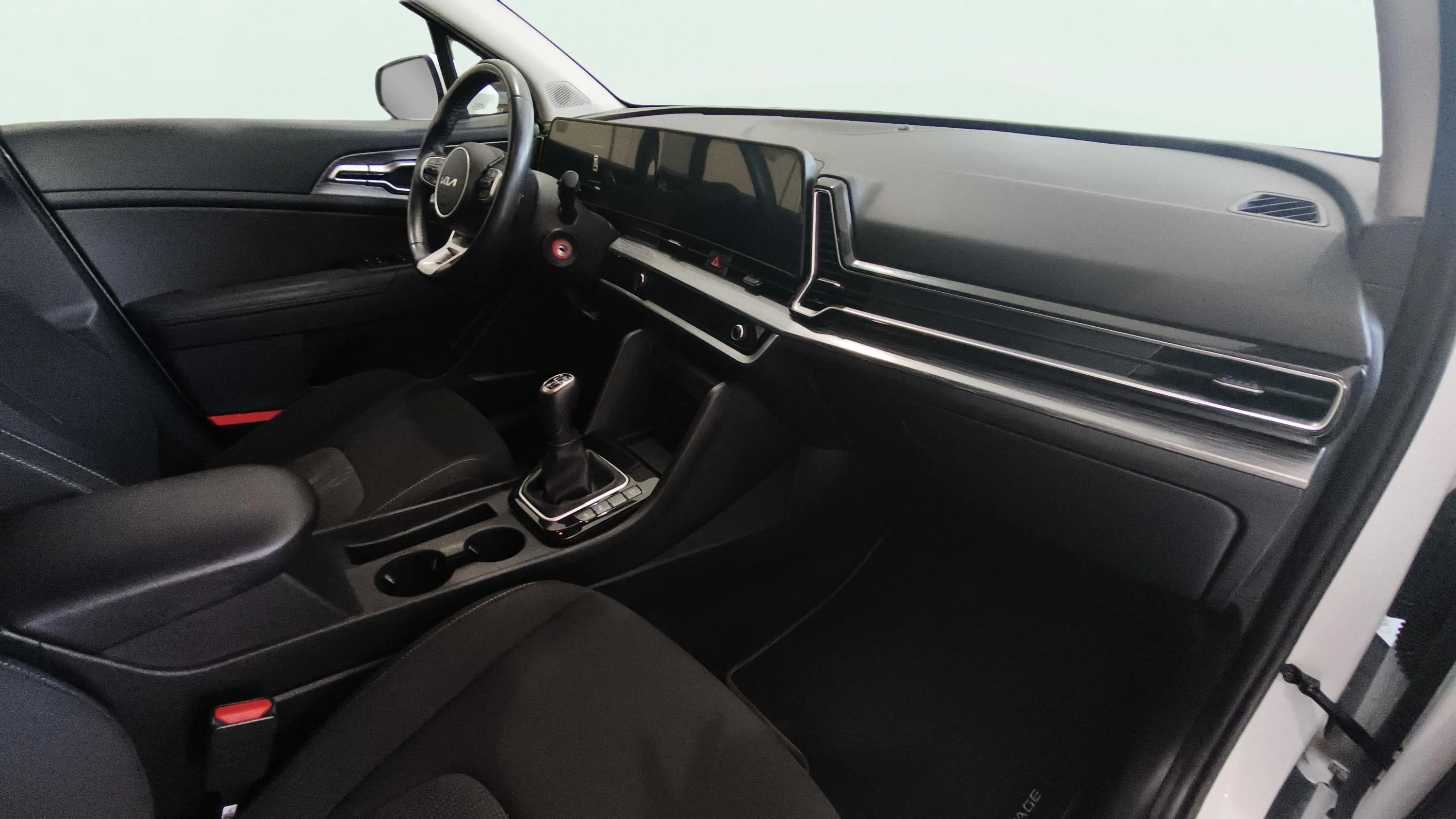 Kia Sportage 1.6 T-GDi Concept 4x2 - foto 7
