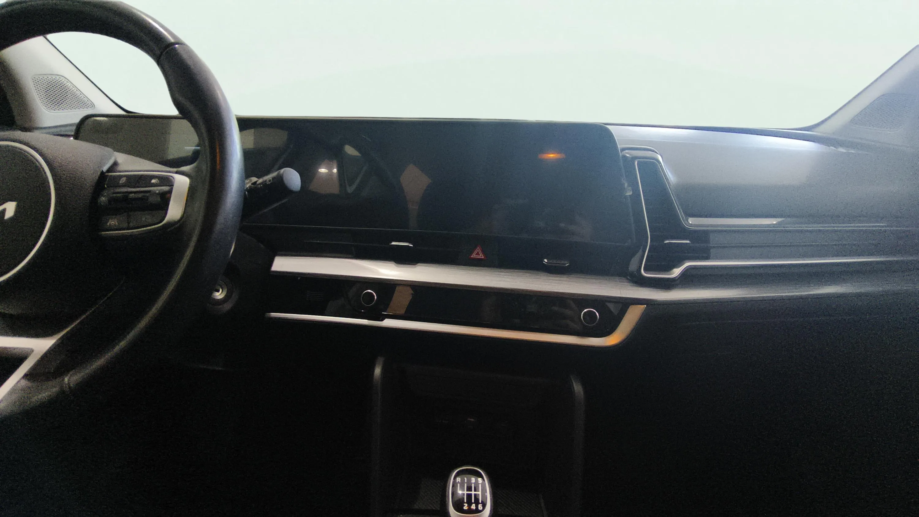 Kia Sportage 1.6 T-GDi Concept 4x2 - foto 11