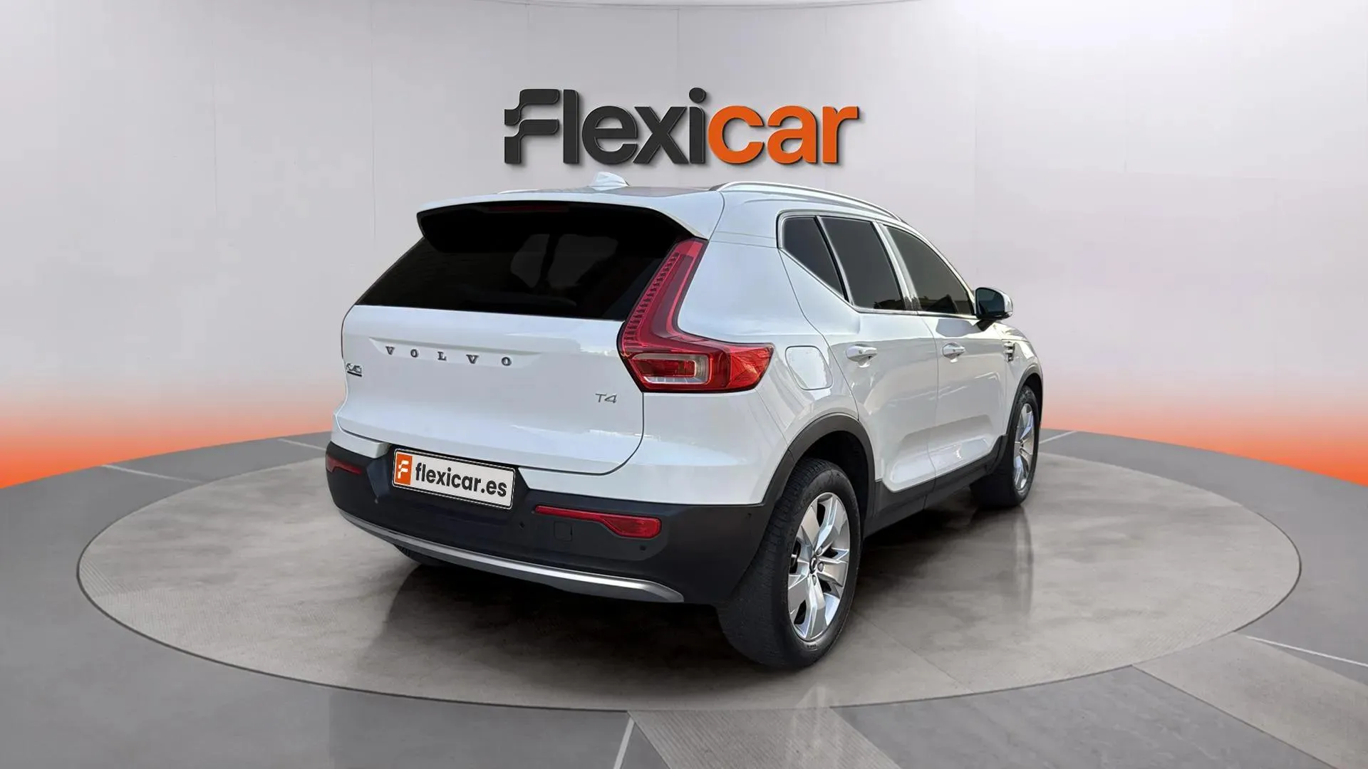 Volvo XC40 2.0 T5 AWD Momentum - foto 3