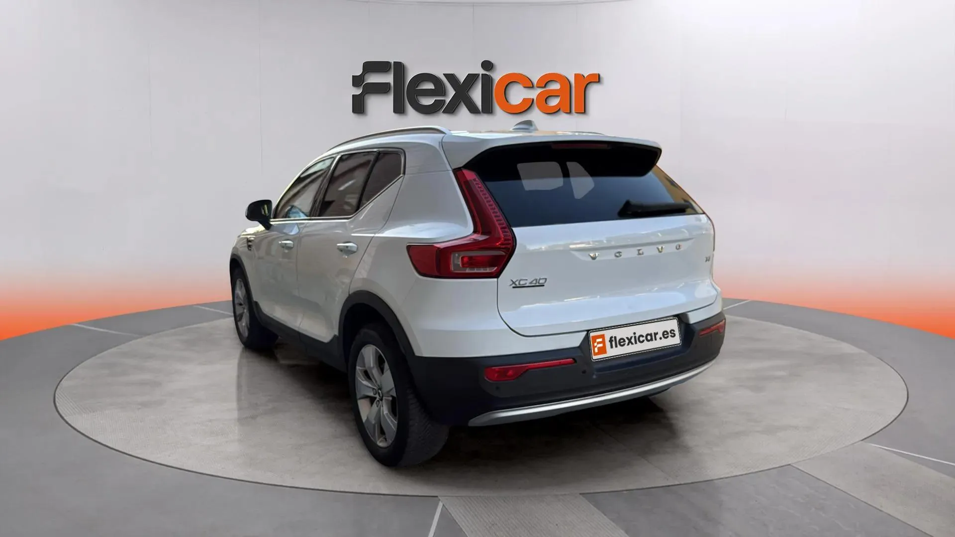 Volvo XC40 2.0 T5 AWD Momentum - foto 7