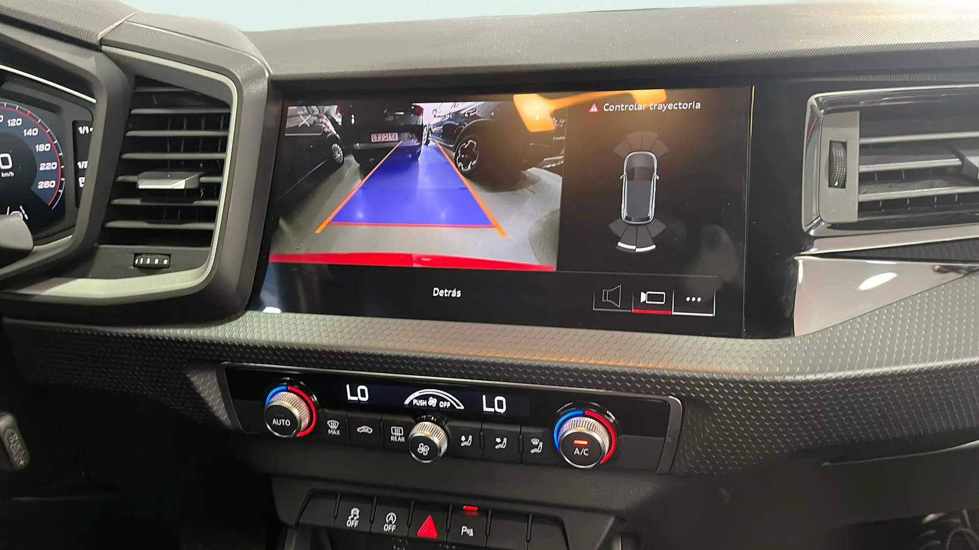 Audi A1 Sportback Adrenalin 30 TFSI S tron - foto 13