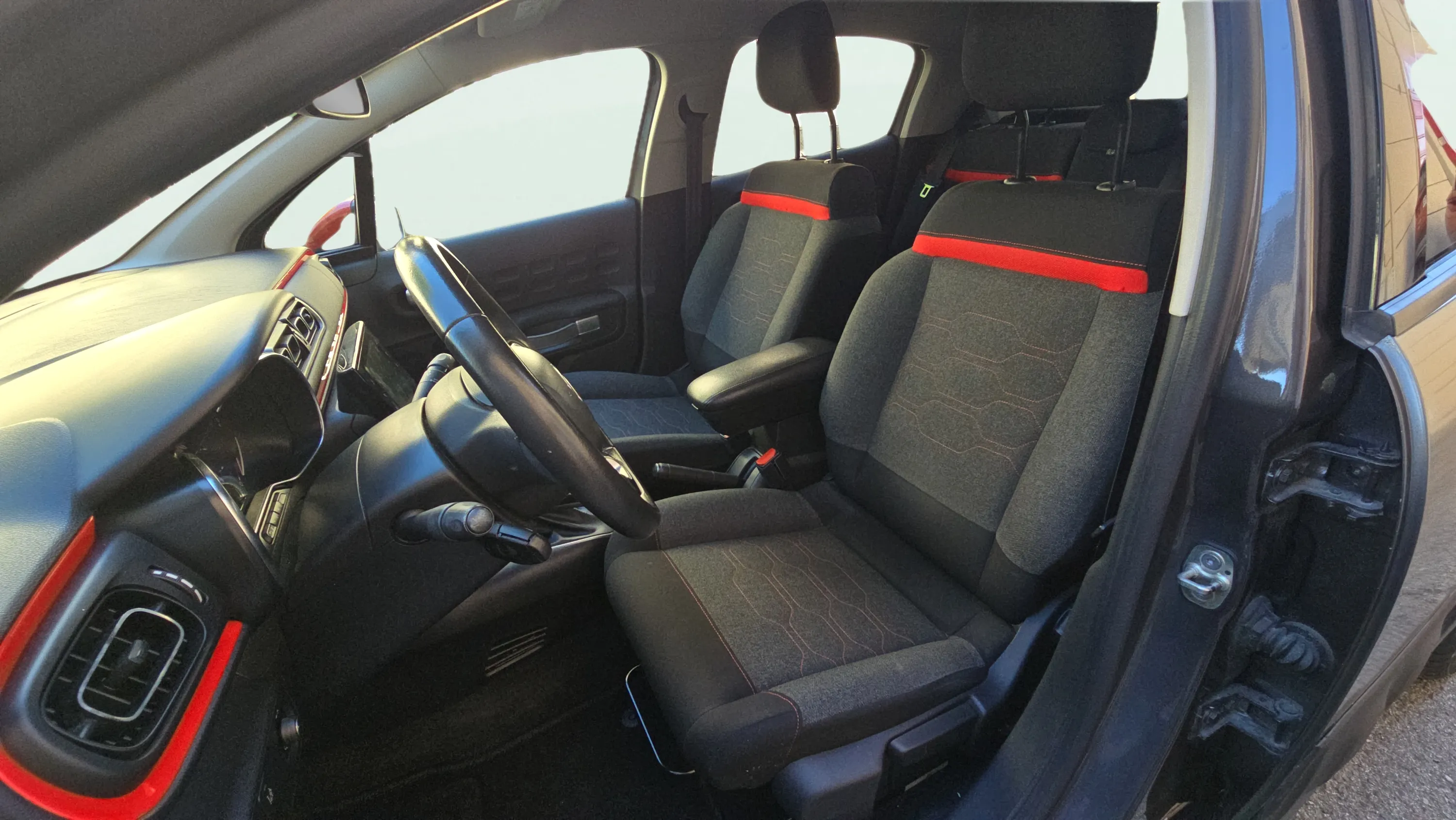 Citroën C3 PureTech Shine EAT6 - foto 9