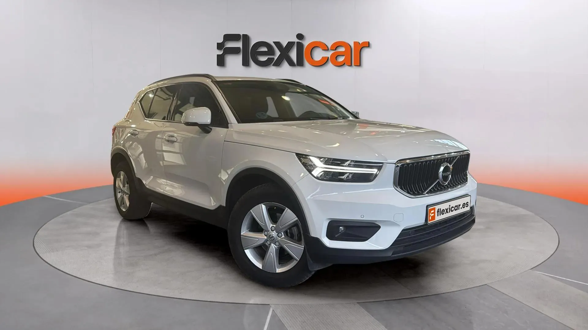 Volvo XC40 1.5 T3 Momentum - foto 1