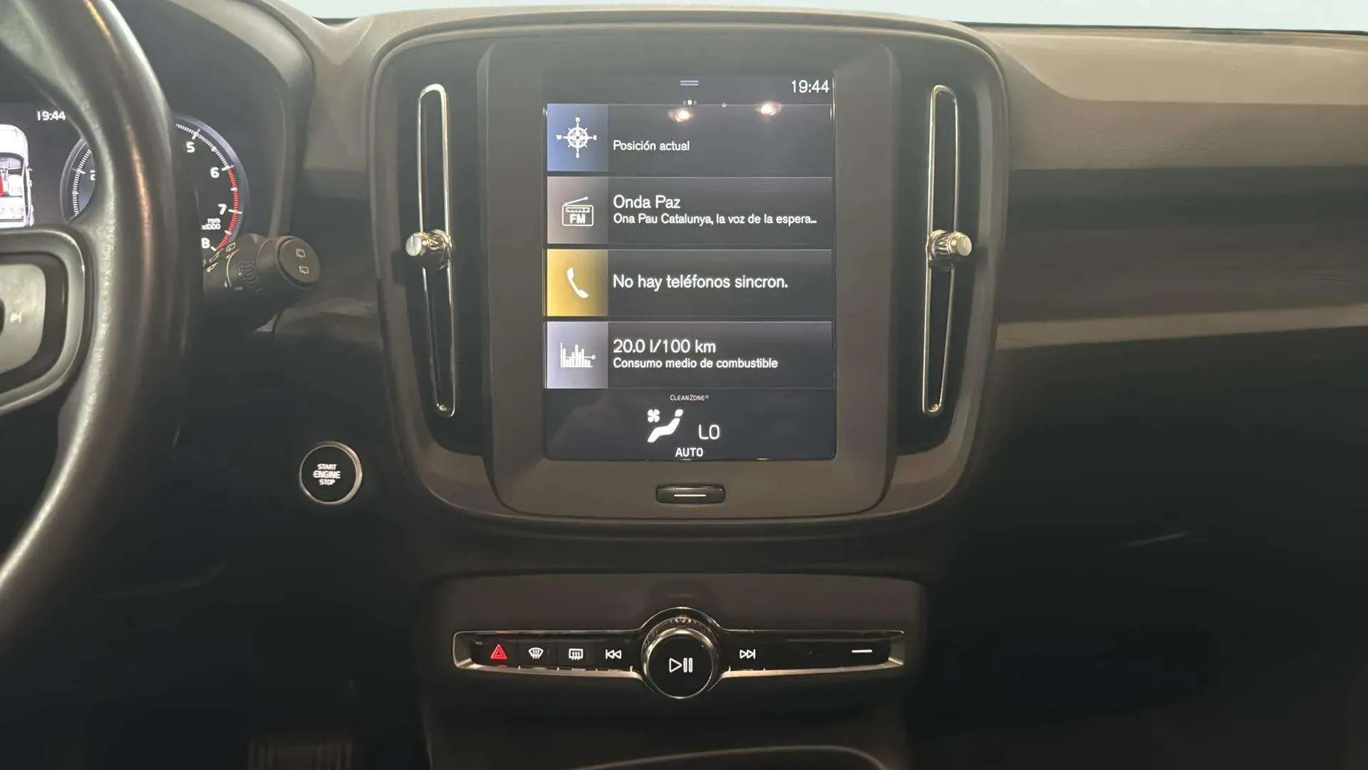 Volvo XC40 1.5 T3 Momentum - foto 19
