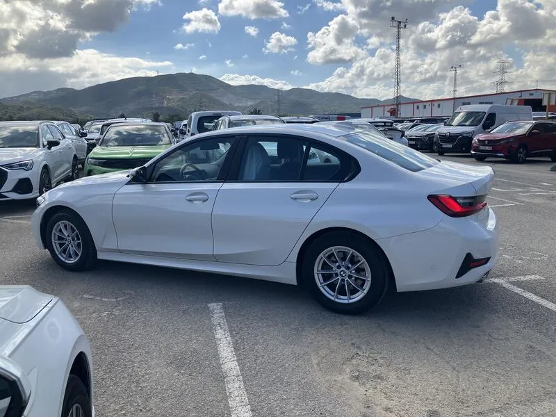BMW Serie 3 320d - foto 3