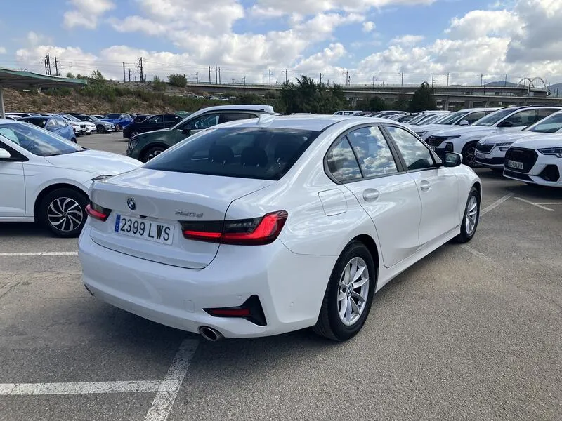 BMW Serie 3 320d - foto 6
