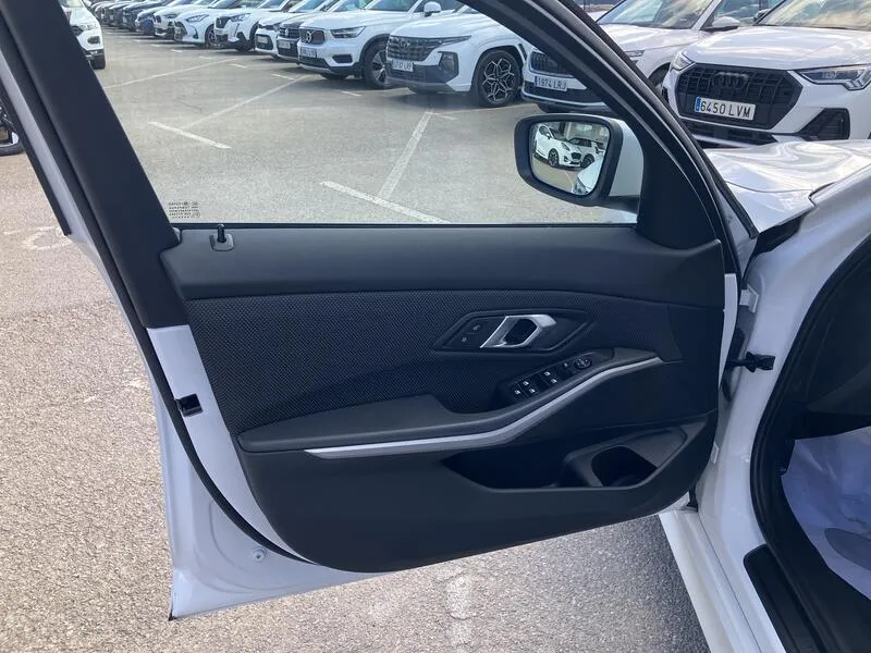 BMW Serie 3 320d - foto 11