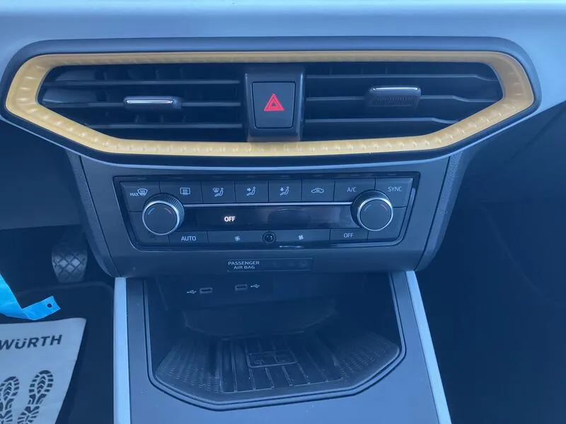 SEAT Arona 1.0 TSI Style Plus - foto 36