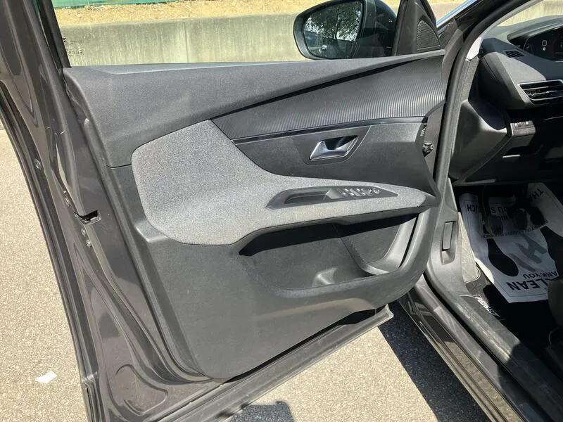 Peugeot 3008 1.5 BlueHDi Active Pack - foto 11