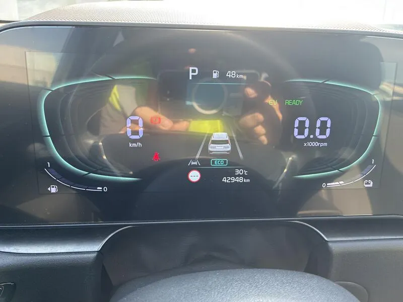 Kia Niro 1.6 GDi HEV Drive - foto 32