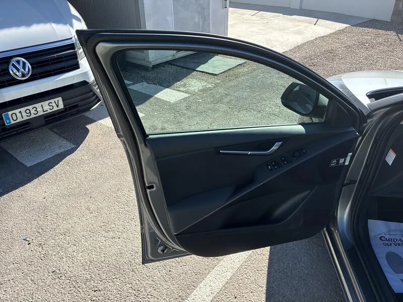 Kia Niro 1.6 GDi HEV Drive - foto 25