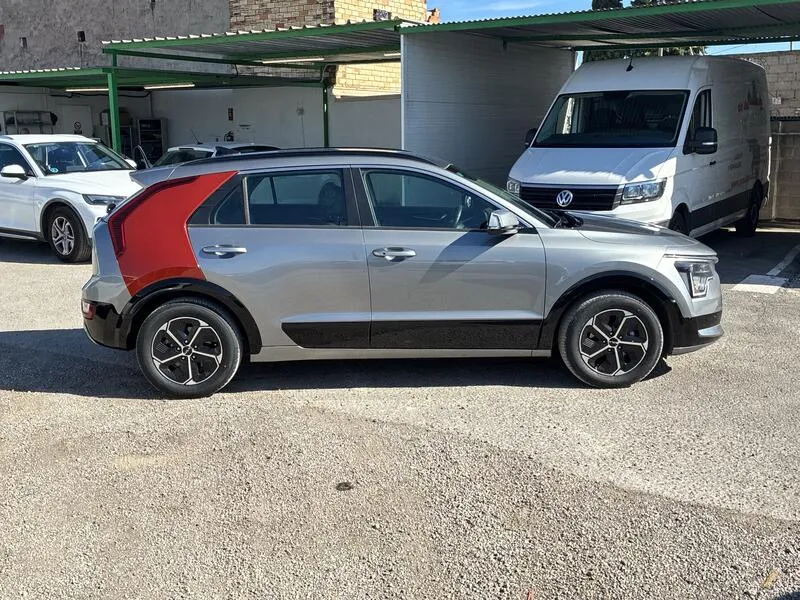 Kia Niro 1.6 GDi HEV Drive - foto 7