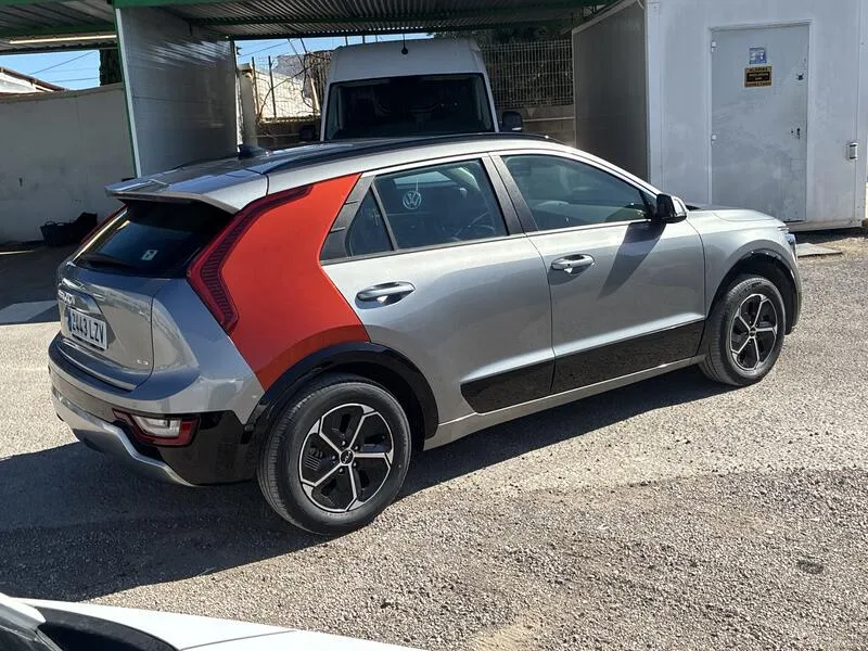 Kia Niro 1.6 GDi HEV Drive - foto 6