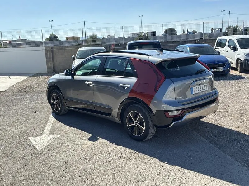 Kia Niro 1.6 GDi HEV Drive - foto 4