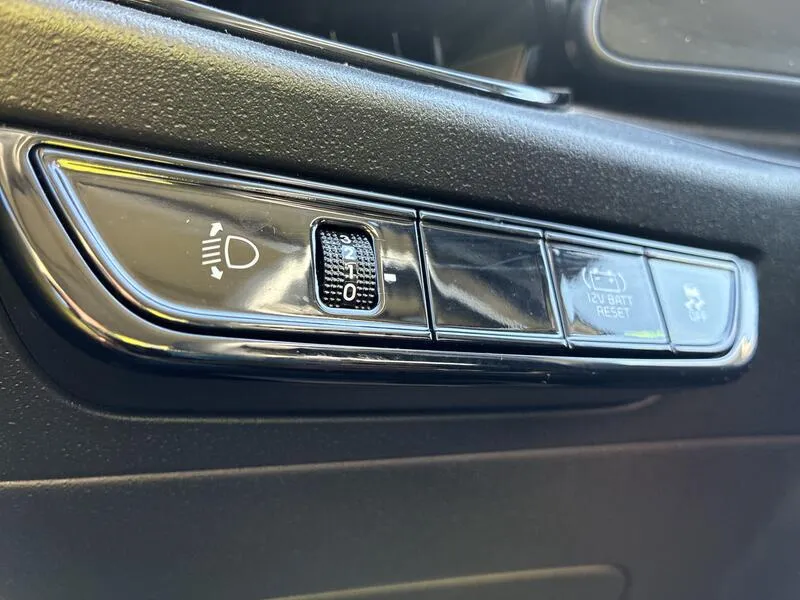 Kia Niro 1.6 GDi HEV Drive - foto 30
