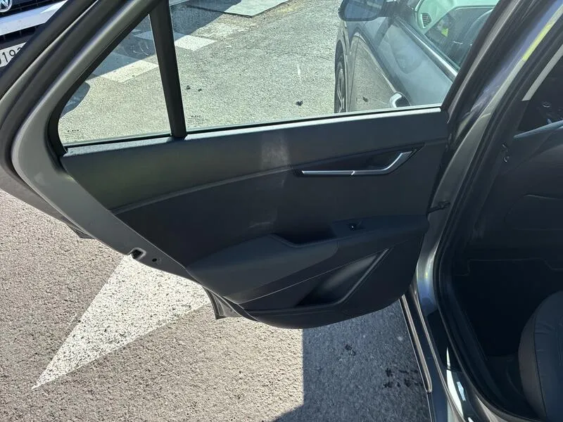 Kia Niro 1.6 GDi HEV Drive - foto 19
