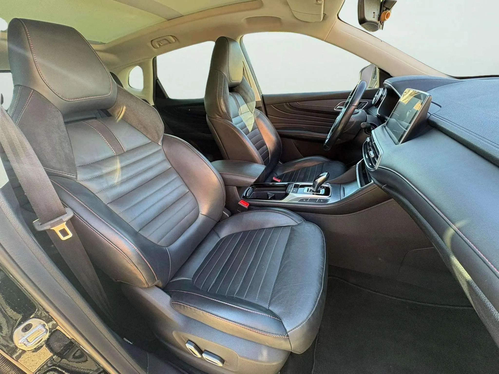 MG HS 1.5T-GDI PHEV Luxury - foto 16