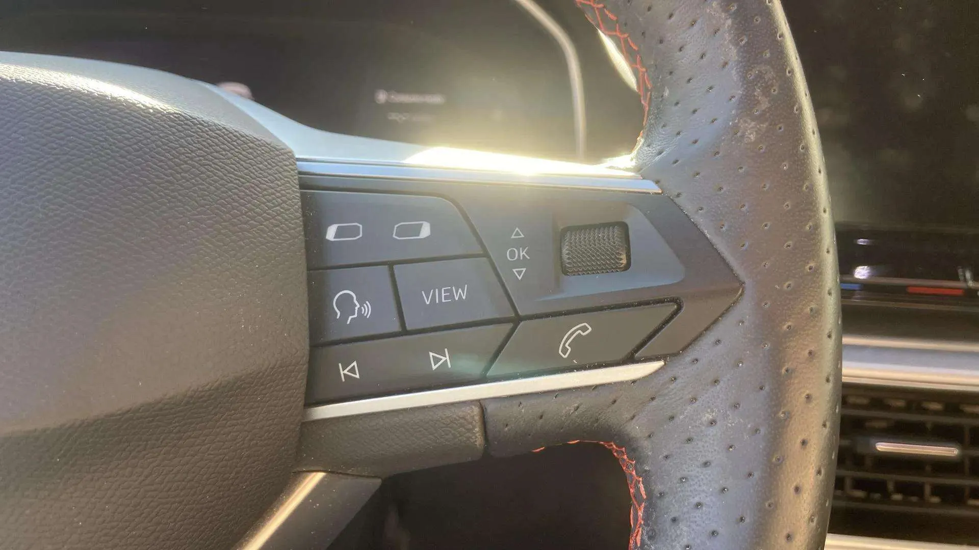 SEAT León 2.0 TDI FR - foto 15