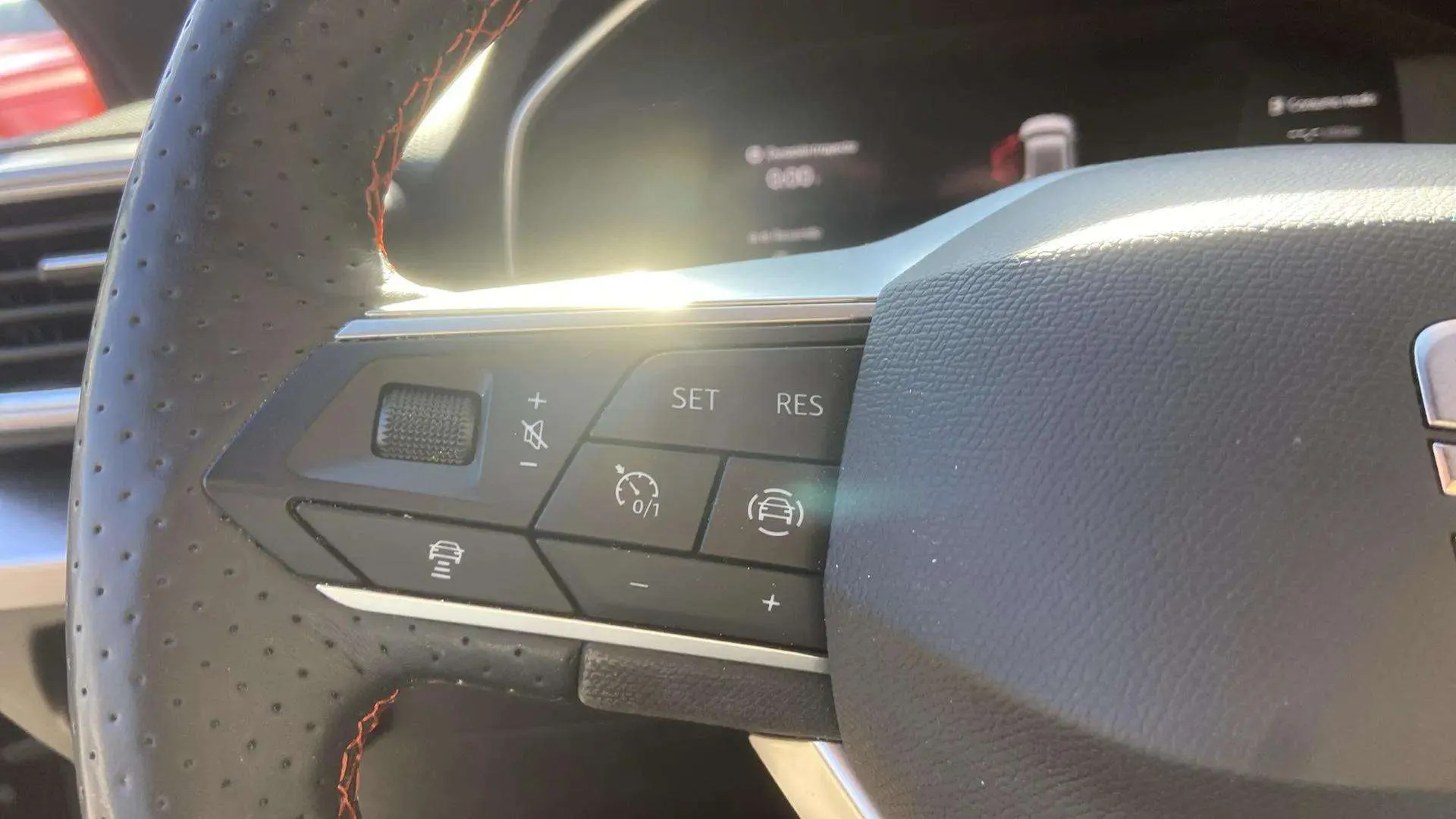 SEAT León 2.0 TDI FR - foto 14