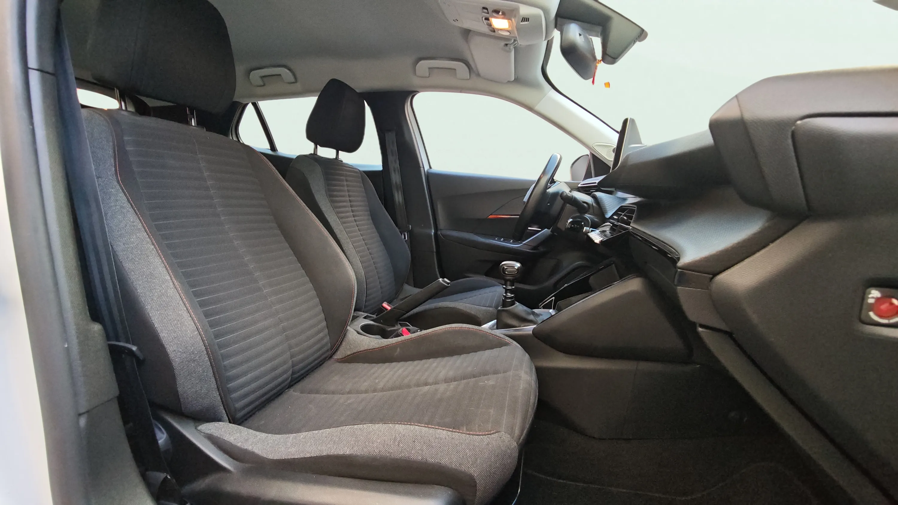 Peugeot 2008 Active Pack BlueHDi - foto 10