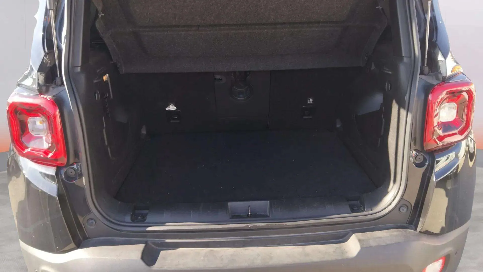 Jeep Renegade Longitude 1.0 MT6 4x2 - foto 13