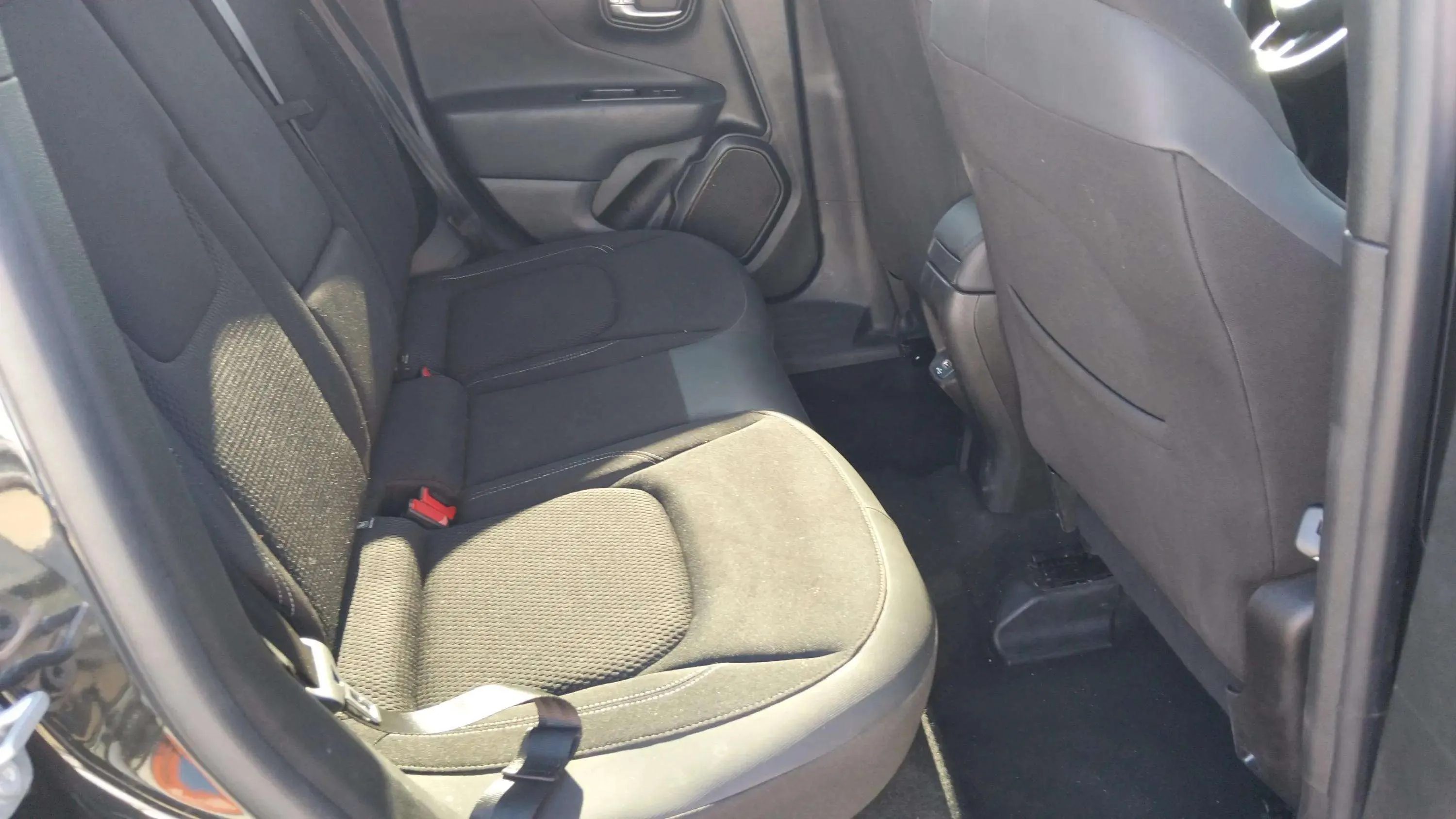 Jeep Renegade Longitude 1.0 MT6 4x2 - foto 15