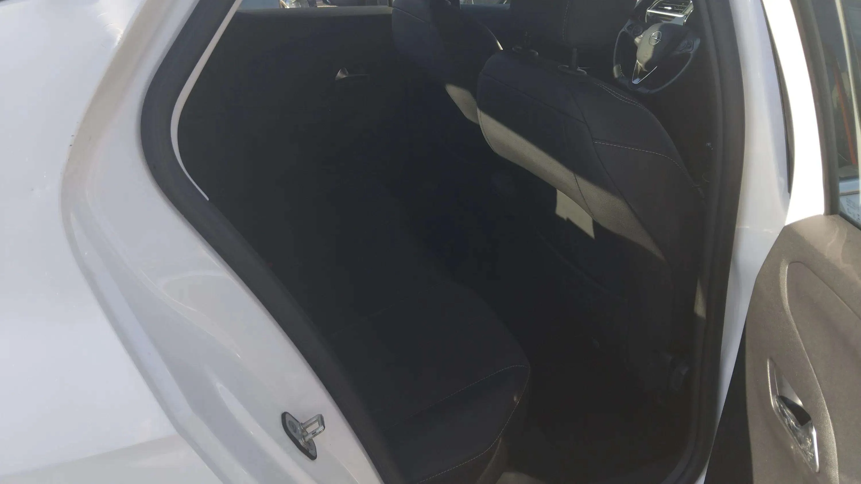 Opel Corsa 1.2T XHL Elegance - foto 16