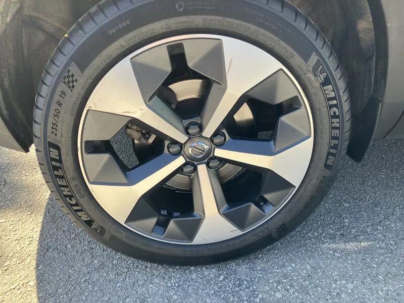 Volvo XC40 2.0 B3 G Plus Bright - foto 32