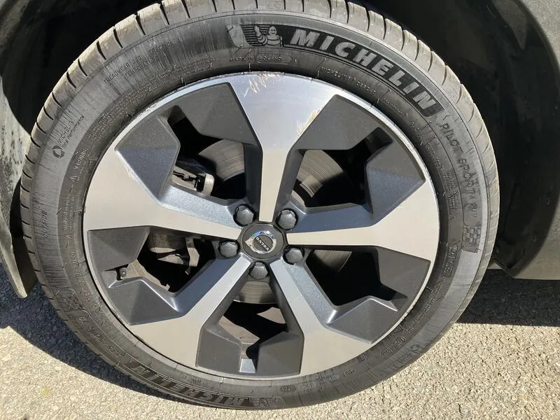 Volvo XC40 2.0 B3 G Plus Bright - foto 28