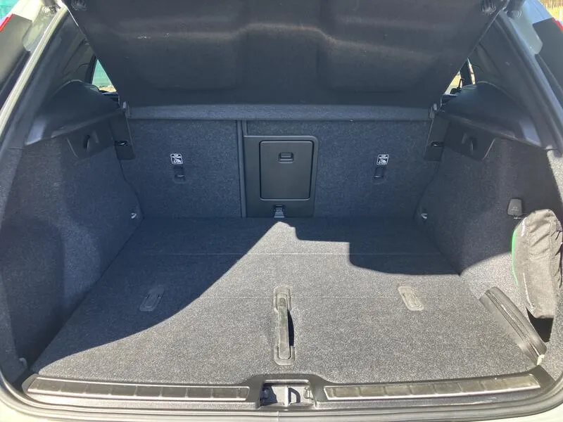 Volvo XC40 2.0 B3 G Plus Bright - foto 30