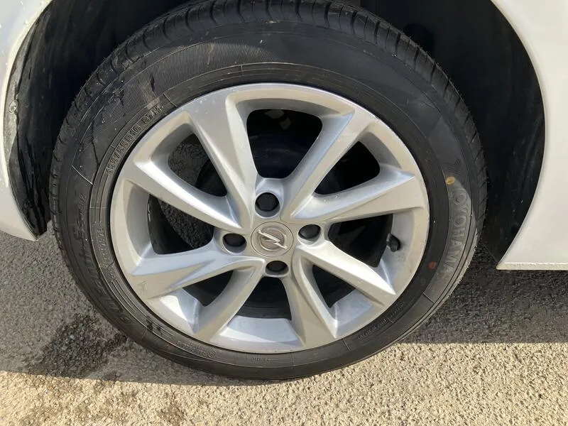 Opel Corsa 1.2T XHL Elegance - foto 34