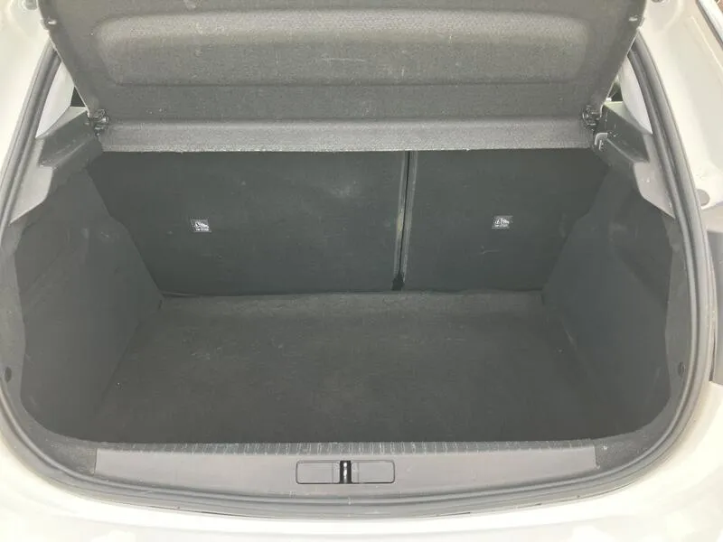 Opel Corsa 1.2T XHL Elegance - foto 31