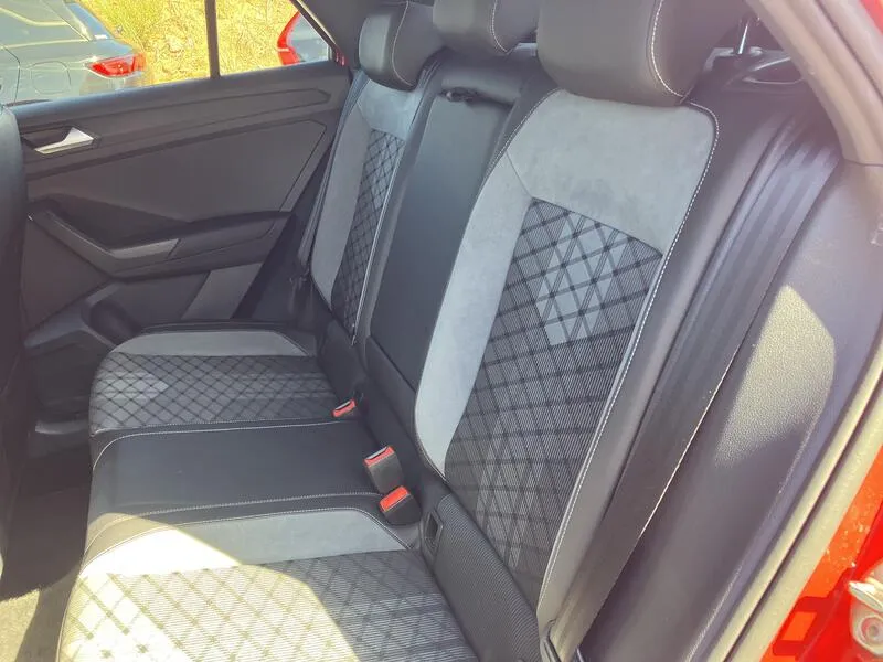 Volkswagen T-Roc R-Line 1.5 TSI DSG - foto 27