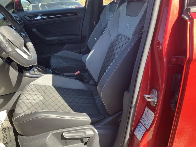 Volkswagen T-Roc R-Line 1.5 TSI DSG - foto 11