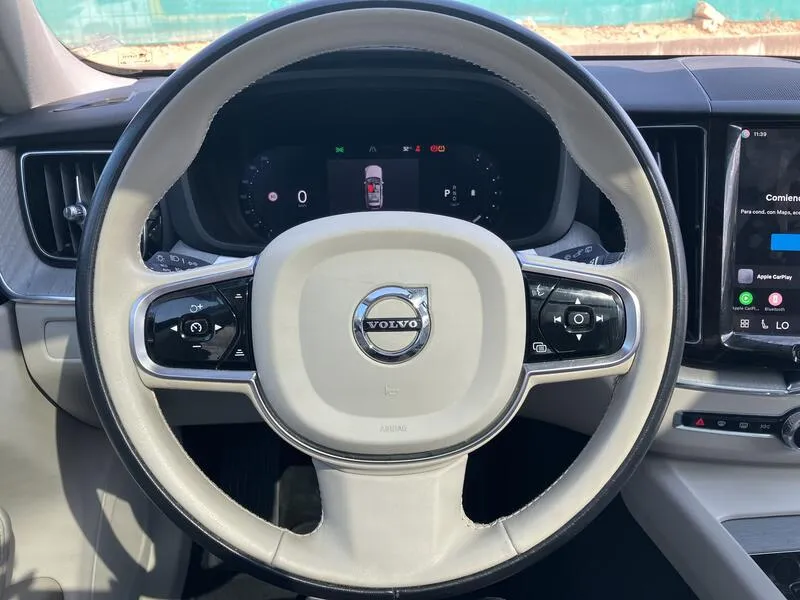 Volvo XC60 2.0 B4 D AWD Plus Dark - foto 14