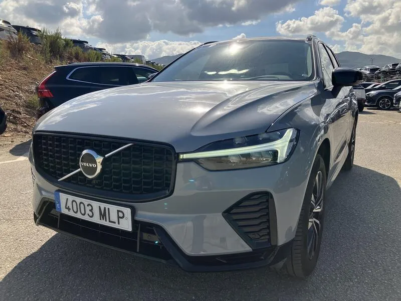 Volvo XC60 2.0 B4 D AWD Plus Dark - foto 42