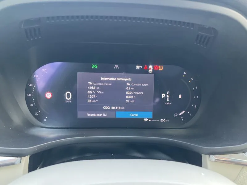 Volvo XC60 2.0 B4 D AWD Plus Dark - foto 15